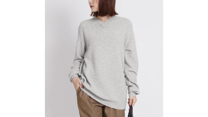 廃棄処分されるはずの服から生まれたリサイクルウール＆国内生産○ユニ