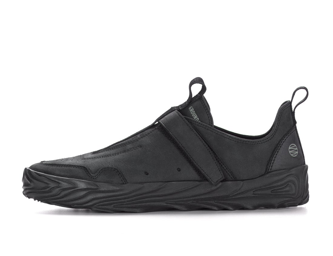 韓国ブランドmother groundスニーカー シンプルなのに奇抜。個性派スニーカー 「Mother Ground