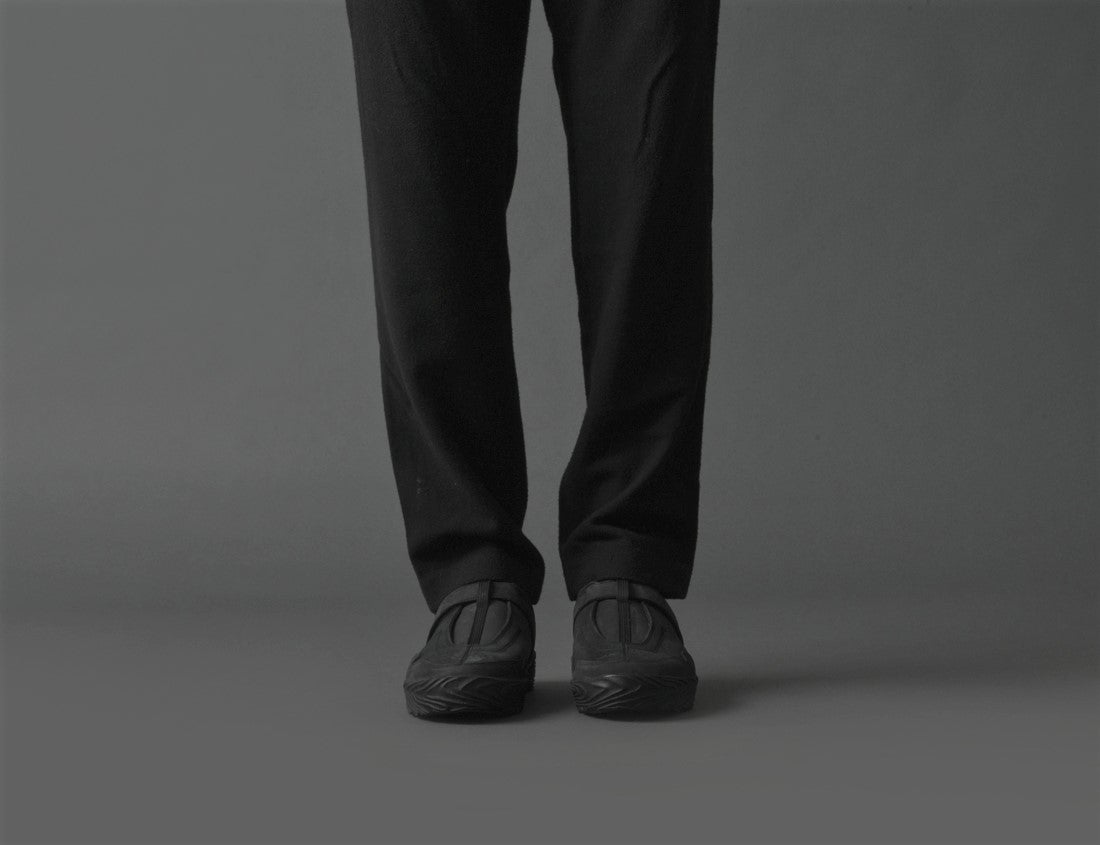 韓国ブランドmother groundスニーカー シンプルなのに奇抜。個性派スニーカー 「Mother Ground