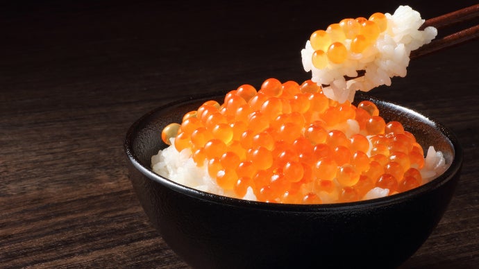 北海道の奇跡】旨いとは何か、極上のイクラを食べ比べ｜マクアケ  