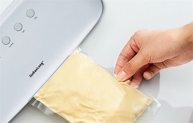 新品★マルチ真空パック器 Xin Bao Long PLUS 強力吸引・超軽量 美味しさそのまま、賞味期限を約3倍延長！ マルチ真空パック器