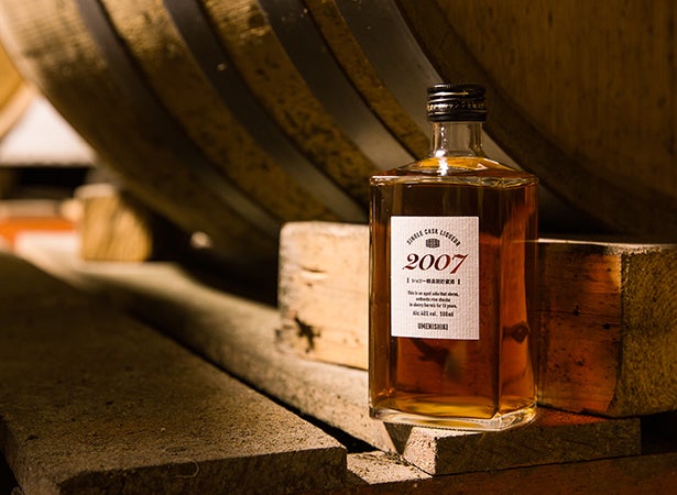 シェリー樽で13年貯蔵した米焼酎！琥珀色に輝くヴィンテージリキュール 