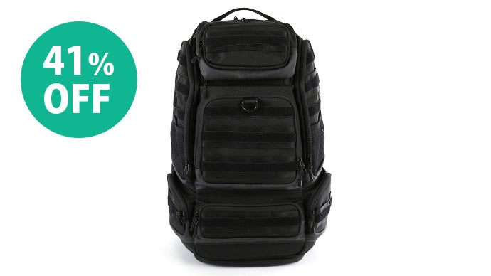 極美品　ケムリ　リュック　ボディバッグ　エンボス　キルティング　変形　レザー　黒 極美品 ケムリ リュック ボディバッグ エンボス キルティング 変形