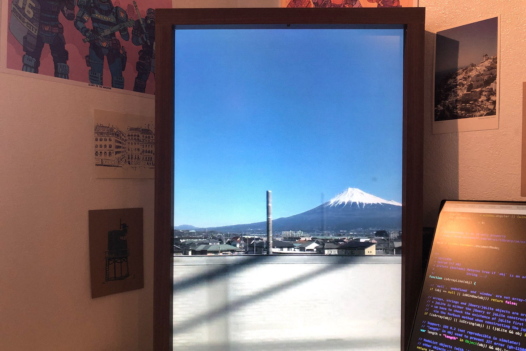 Makuake｜スマートなデジタル窓「Atmoph Window」で世界の風景があなた
