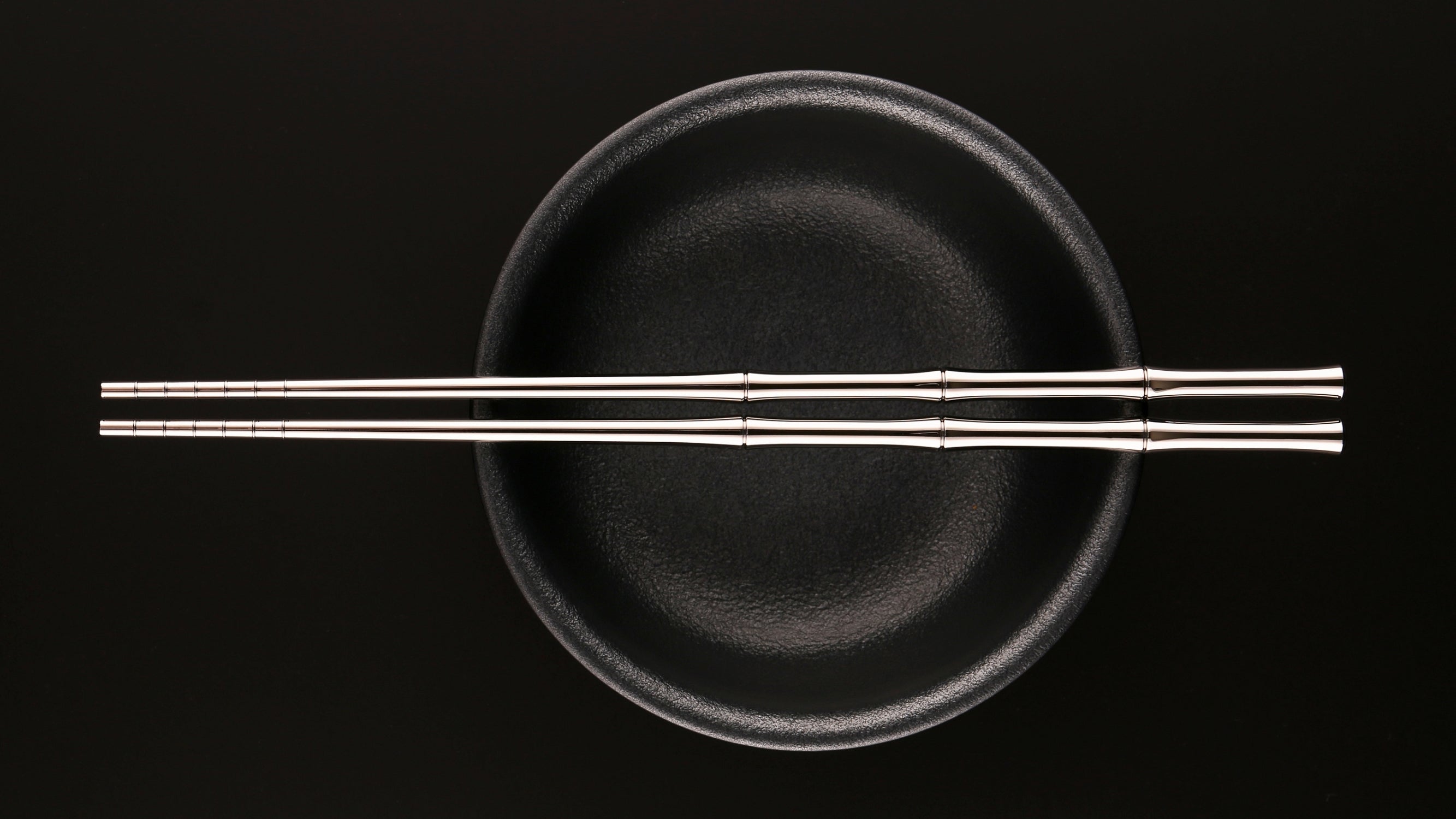 竹の優雅、チタンの永遠 、日々の食事で芸術と実用を味わうチタン竹箸