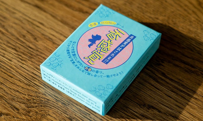 【香り×以心伝心】お香を嗅いで言葉を連想、共感覚が試されるボードゲーム『香感覚』