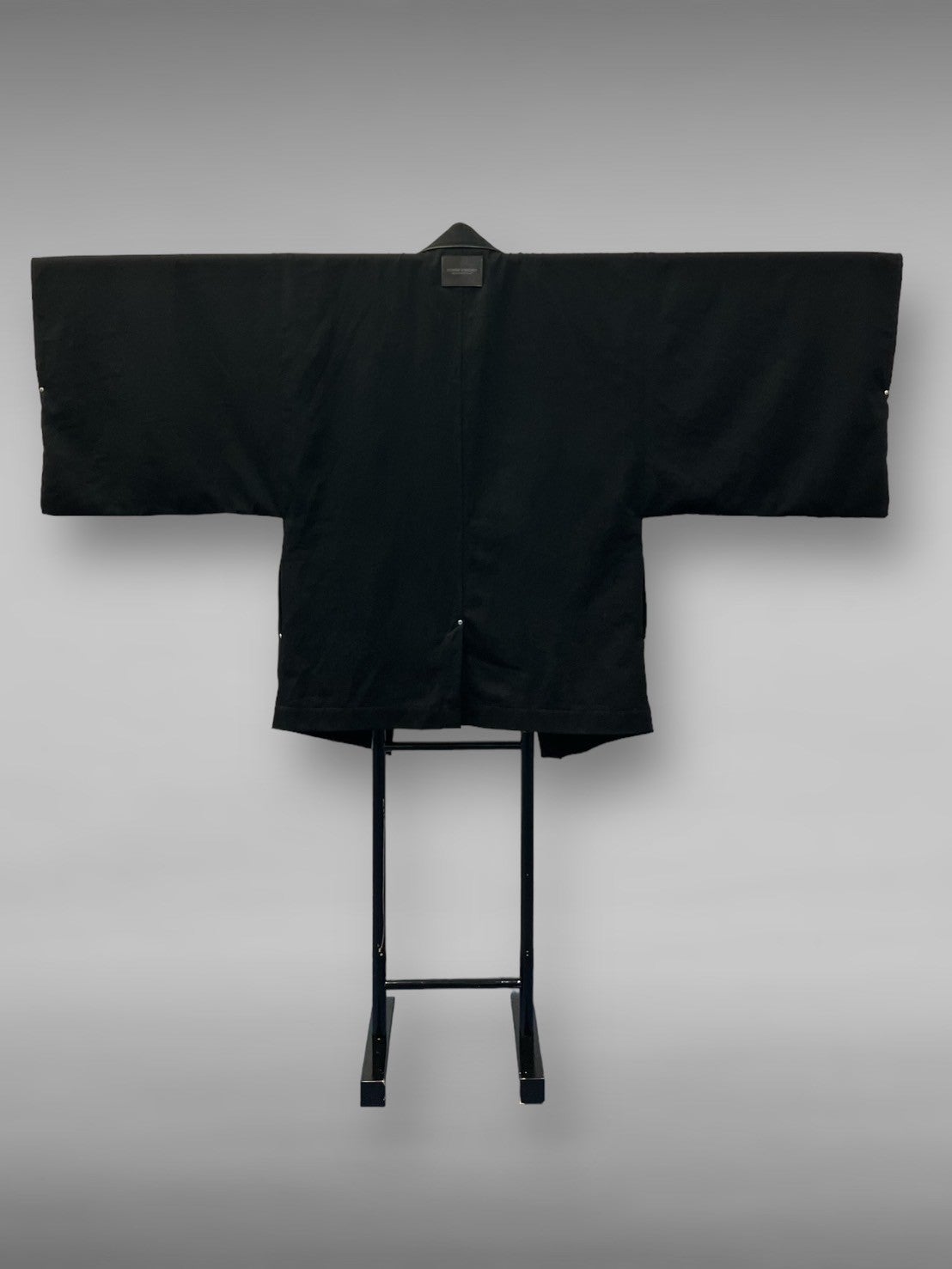 グニフニ さん 羽織り 8月30日より販売開始】羽織り和を極める、極上の二種の岡山デニムで