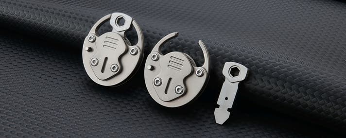 2段階ロックシステム搭載のチタン製メカニカルロックが盗難から守る