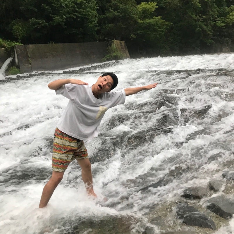 らに：）