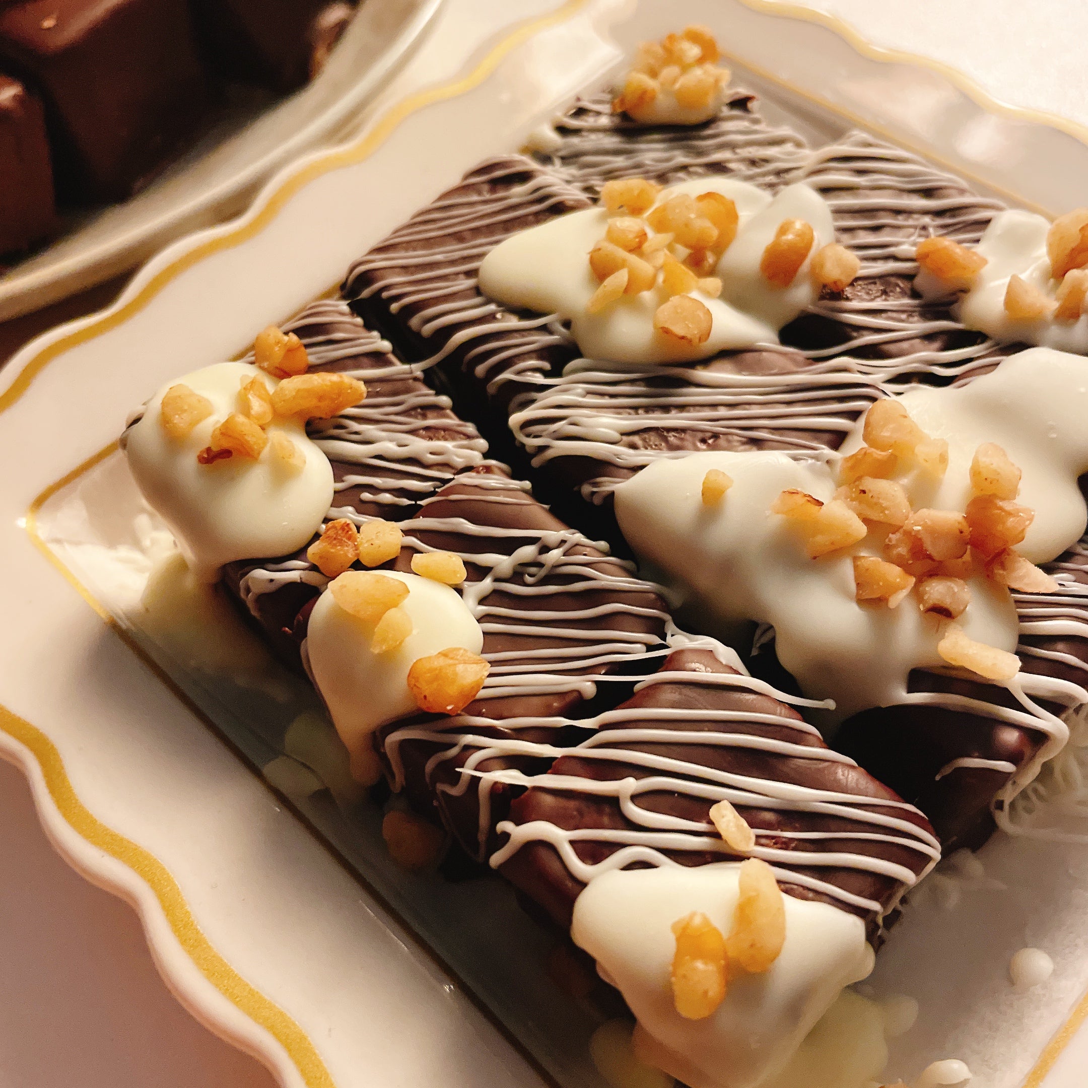 Makuake｜【チョコ好き専用】夏場でもチョコレートが溶けない魔法の瓶